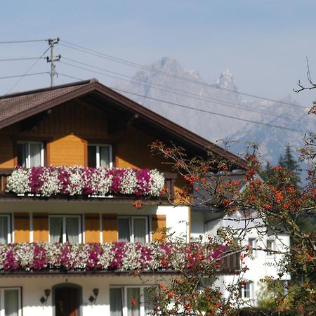 Haus Dachstein Schnitzer Hotel Eben Im Pongau Buitenkant foto